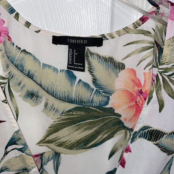 Multi color floral tie top - Picture 3 of 3